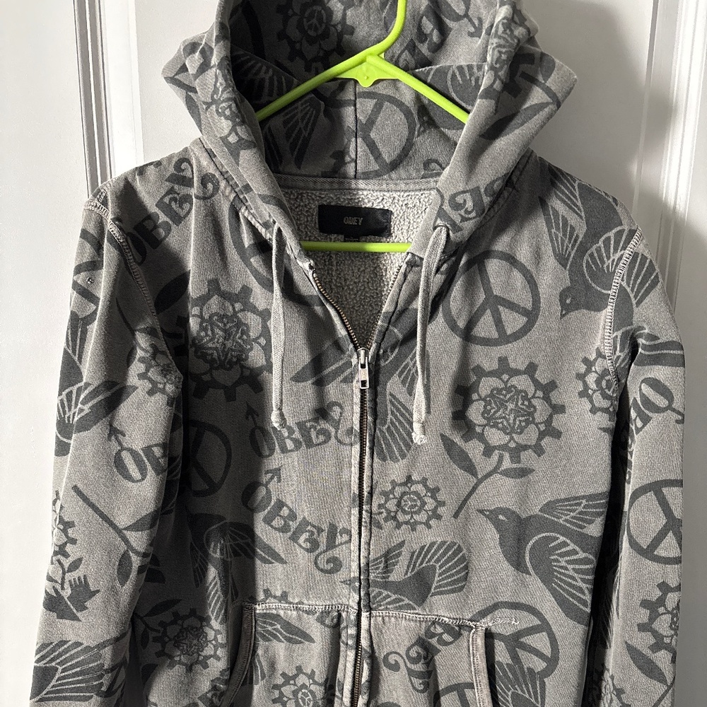 Vintage Obey Propaganda Gray Sweatshirt